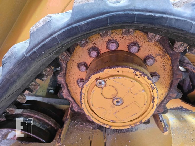 2021-caterpillar-289d3-image-32