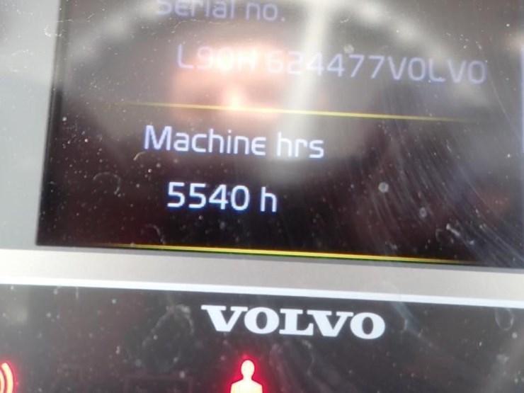 2018-volvo-l90h-wheel-loader-image-30