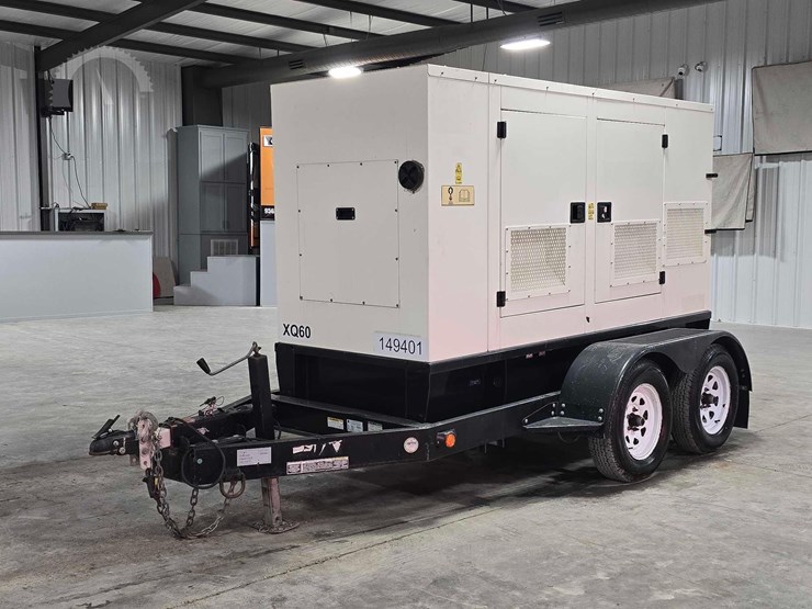 2013-caterpillar-xq60-6-image-1