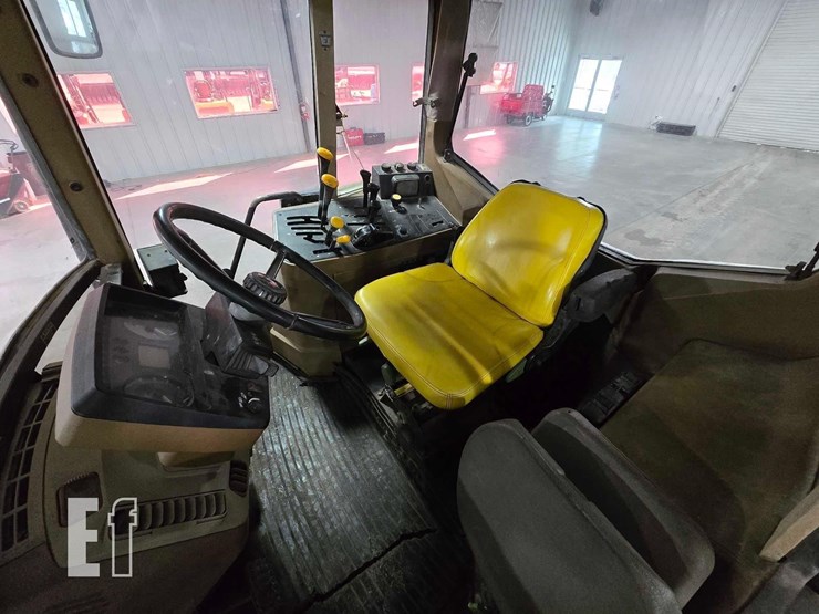 1995-john-deere-6400-image-9