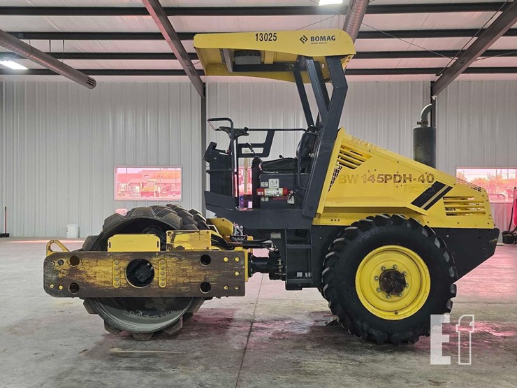 2014-bomag-bw145pdh-40-image-5