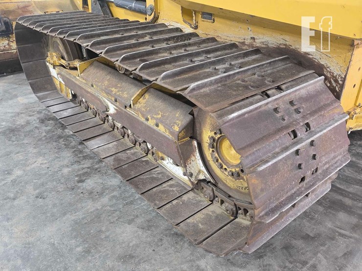 2020-deere-650k-image-31