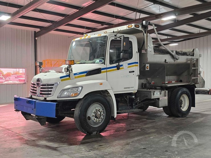 2010-hino-338-image-1
