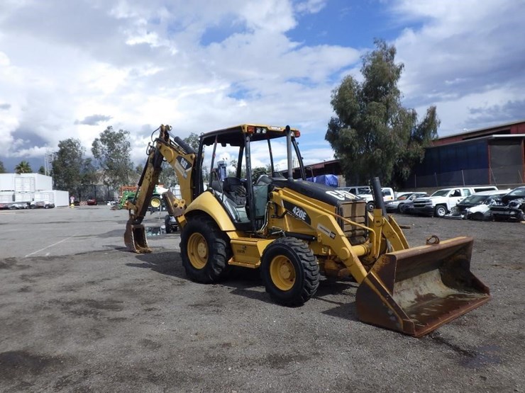 2008-caterpillar-420e-loader-backhoe-image-2