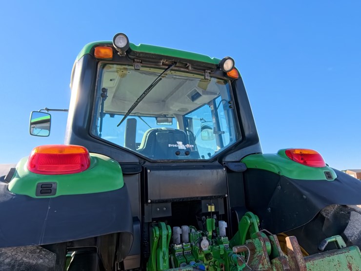 #1051-•-john-deere-6140m-tractor-image-56