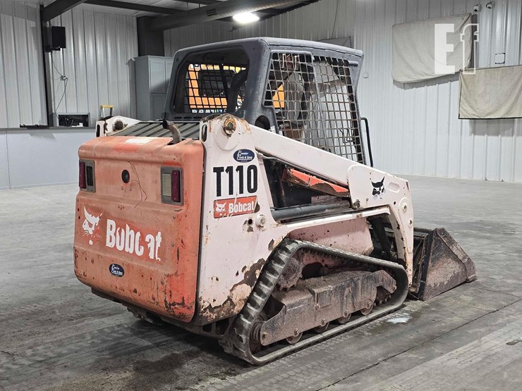 2013-bobcat-t110-image-3