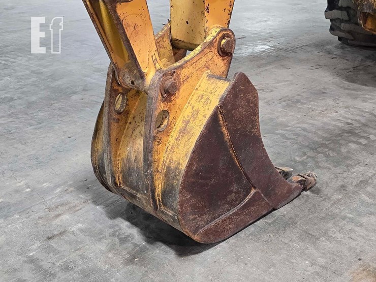 2004-deere-310sg-image-15