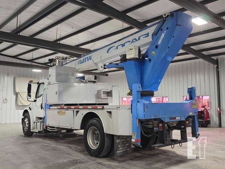2017-freightliner-business-class-m2-106-6865-image-4