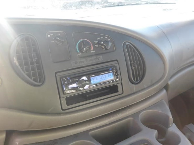 2002-ford-e350-image-20