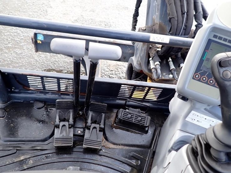 2023-john-deere-50g-hydraulic-excavator-image-21