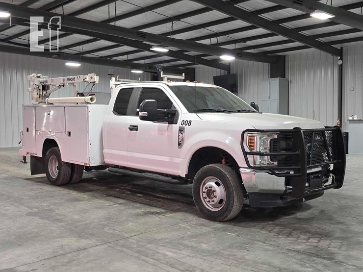 2018-ford-f350-image-2