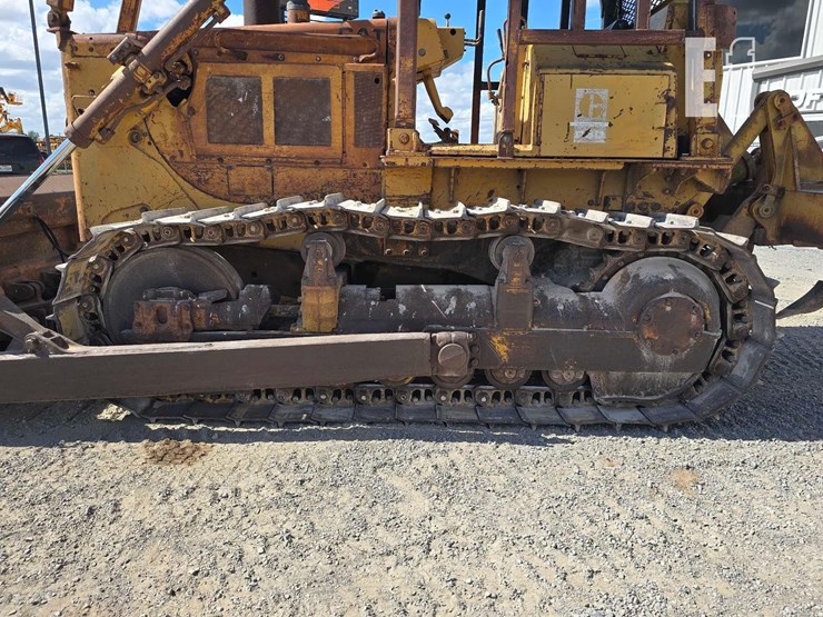 caterpillar-d6d-image-21