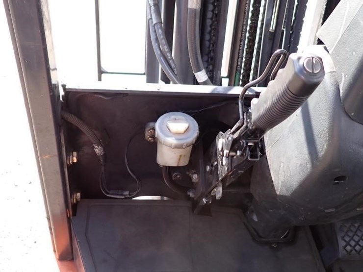 2008-doosan-b25x-5-forklift-image-19