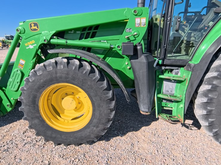 #1051-•-john-deere-6140m-tractor-image-21