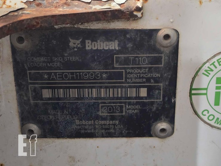 2013-bobcat-t110-image-34