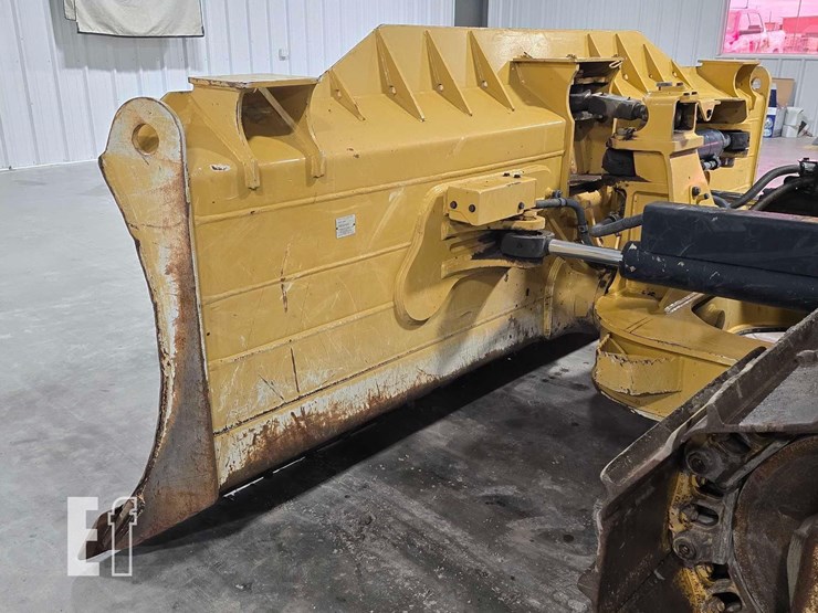 2021-caterpillar-d4-lgp-image-12