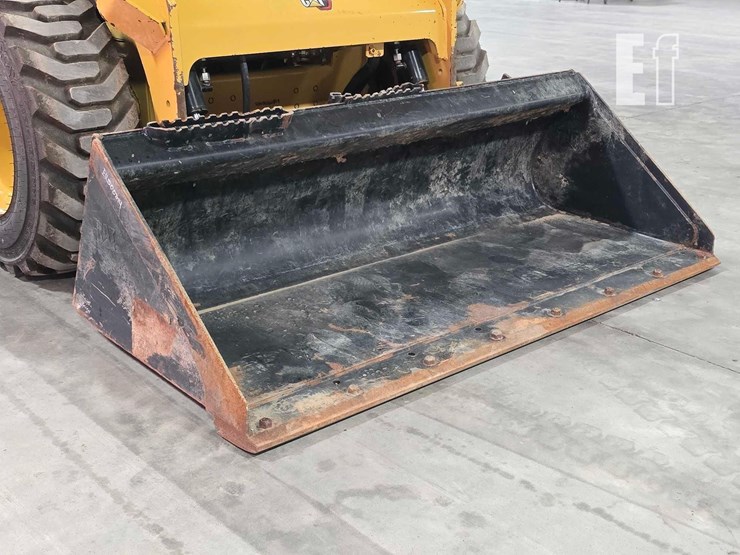2022-caterpillar-226d3-image-10