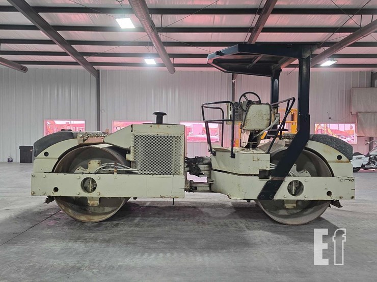 ingersoll-rand-tandem-vibratory-asphalt-compactor-3613-image-5