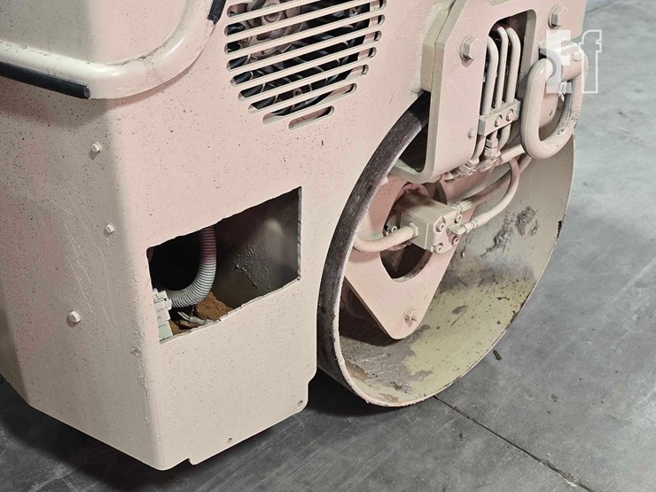 ingersoll-rand-dd-25-double-drum-vibratory-asphalt-3630-image-11