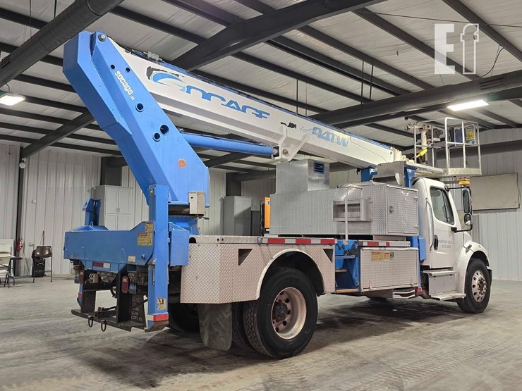 2017-freightliner-business-class-m2-106-6865-image-3