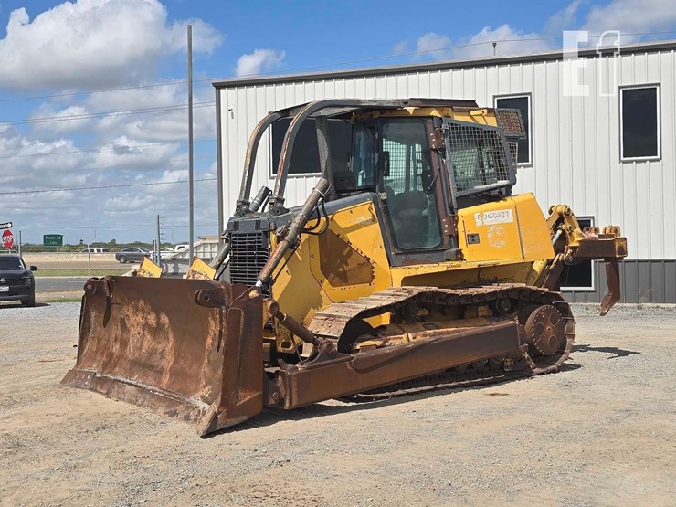 2008-deere-750j-image-1