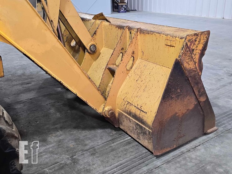 2004-deere-310sg-image-11