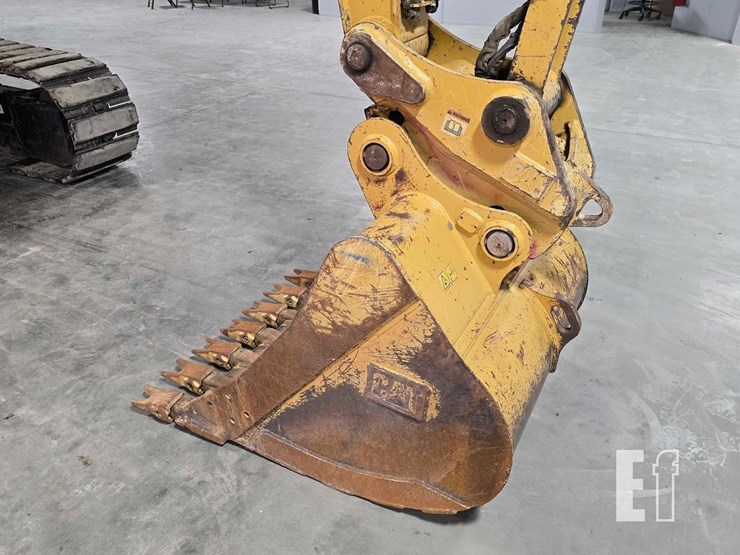 2019-caterpillar-315f-lcr-image-21