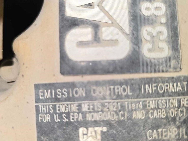 2022-caterpillar-299d3-image-26