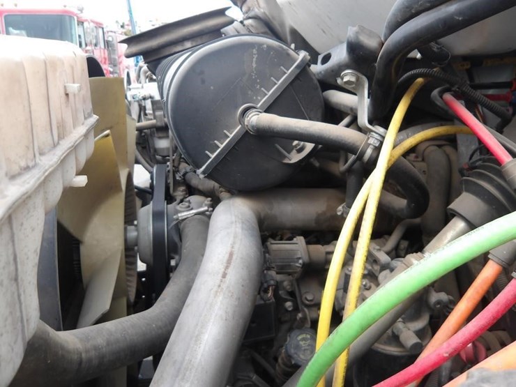 2009-chevrolet-c7500-service-truck-image-9