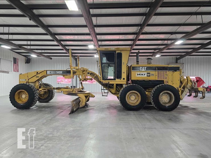 2005-caterpillar-140h-image-5