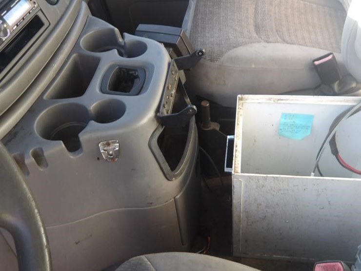 2002-ford-e350-image-22