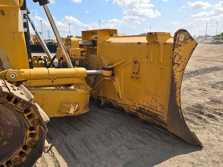 2019-caterpillar-d6t-xl-image-11