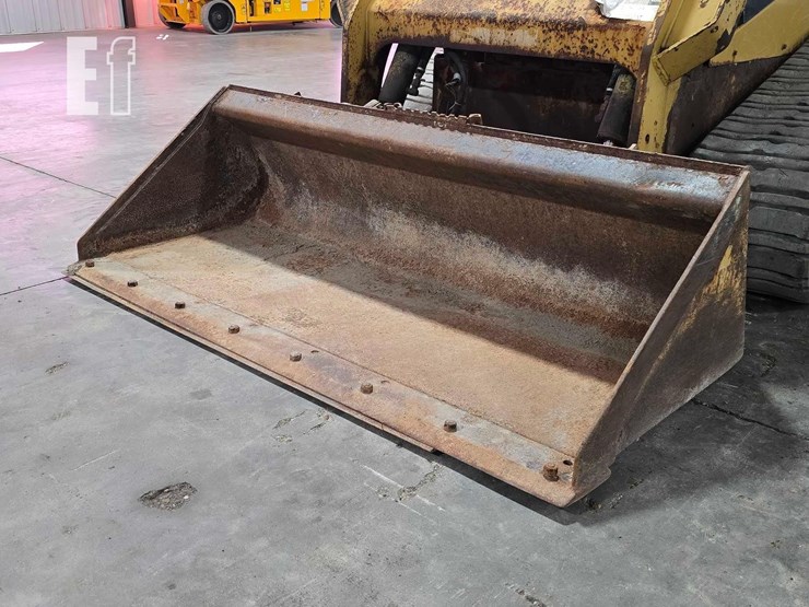 2015-caterpillar-257d-image-9