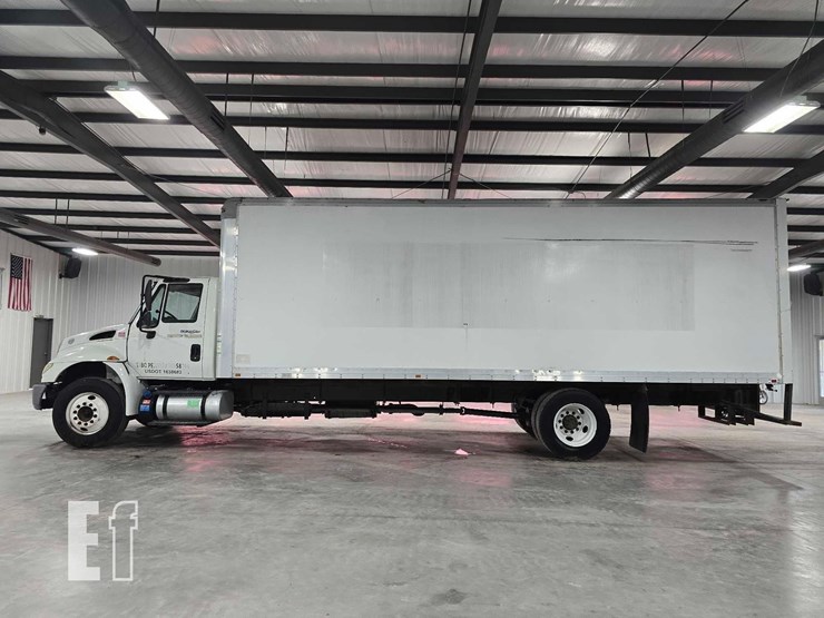 2015-international-durastar-4300-image-5