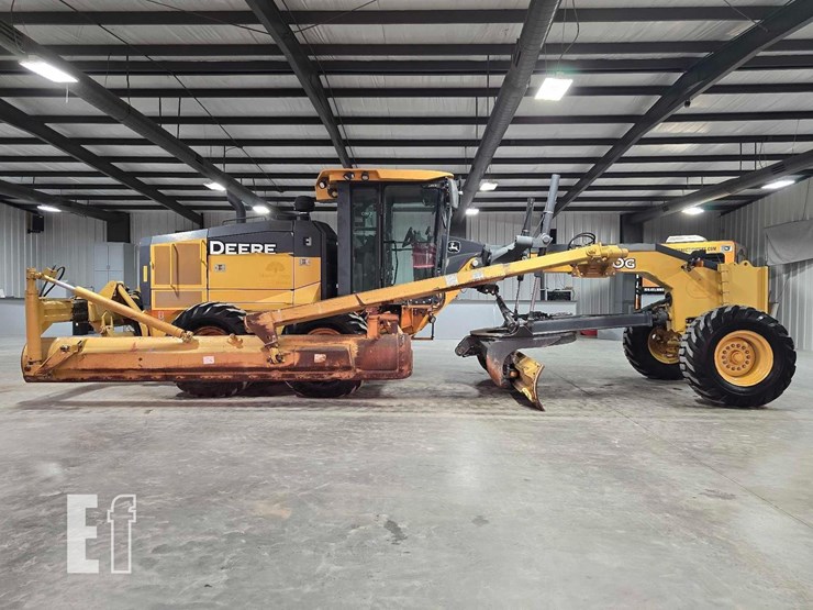 2018-deere-770g-image-6