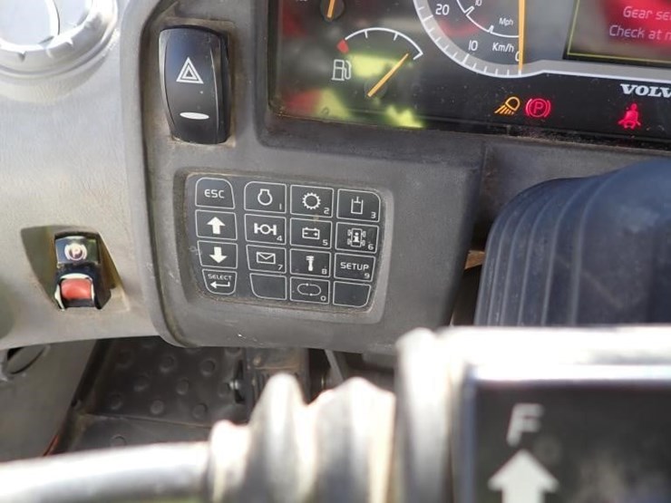 2018-volvo-l90h-wheel-loader-image-29