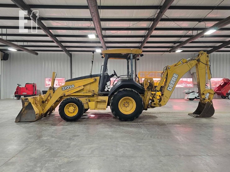 2004-deere-310sg-image-5