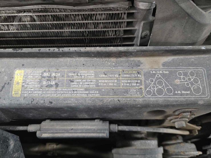 2008-ford-f550-image-25