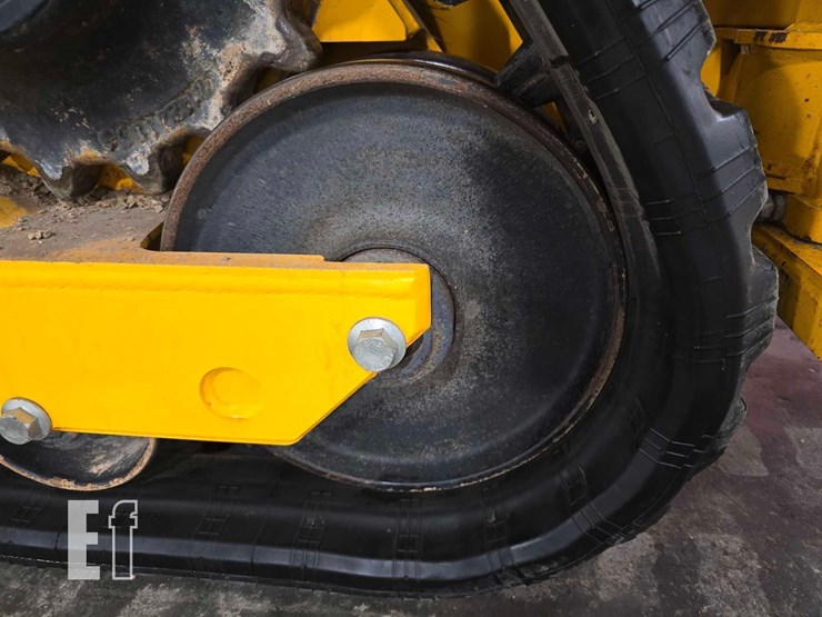 2023-jcb-1cxt-image-29