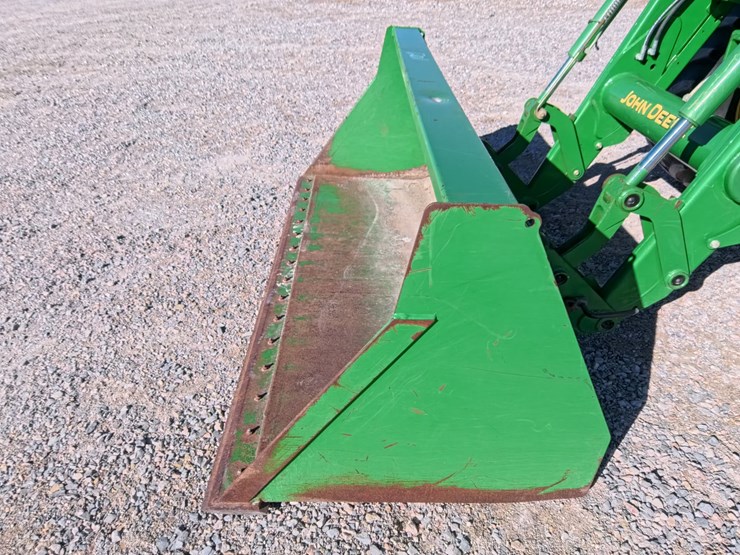 #1051-•-john-deere-6140m-tractor-image-11