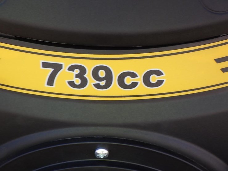 2026-agt-mx-crt23-skid-steer-track-loader-image-10