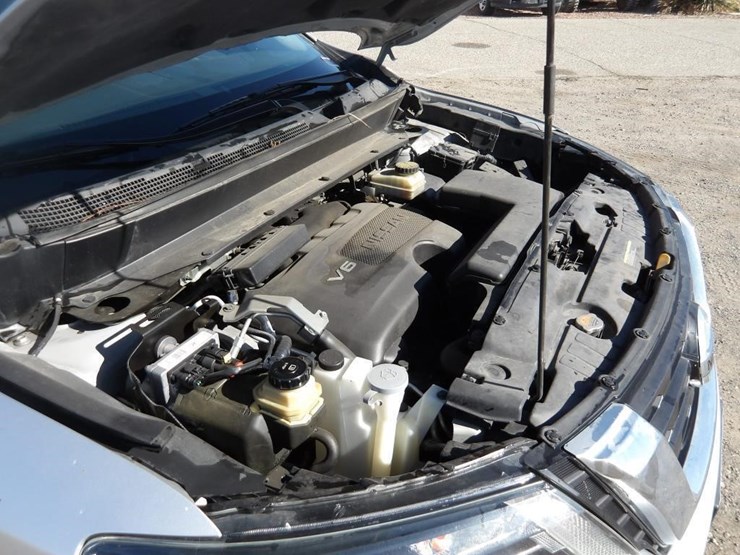 2019-nissan-pathfinder-sl-image-8