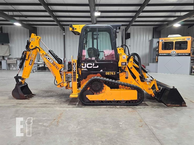 2023-jcb-1cxt-image-6