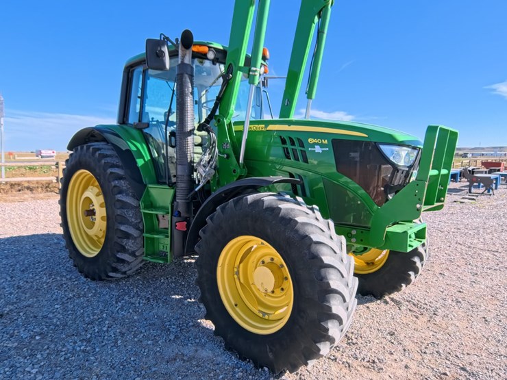#1051-•-john-deere-6140m-tractor-image-78