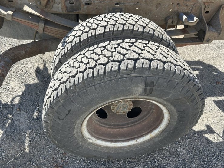 1999-ford-f350-image-12