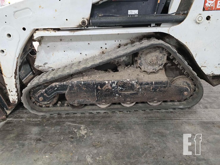 2013-bobcat-t110-image-20