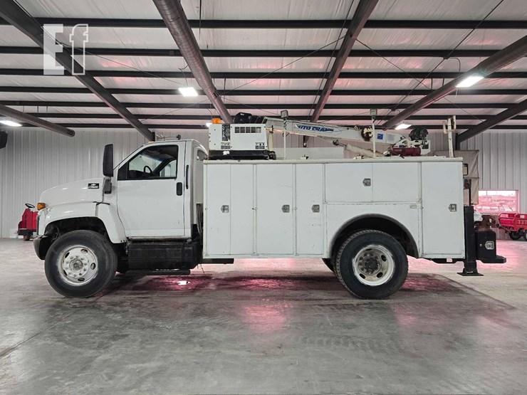 2006-chevrolet-kodiak-c7500-image-5