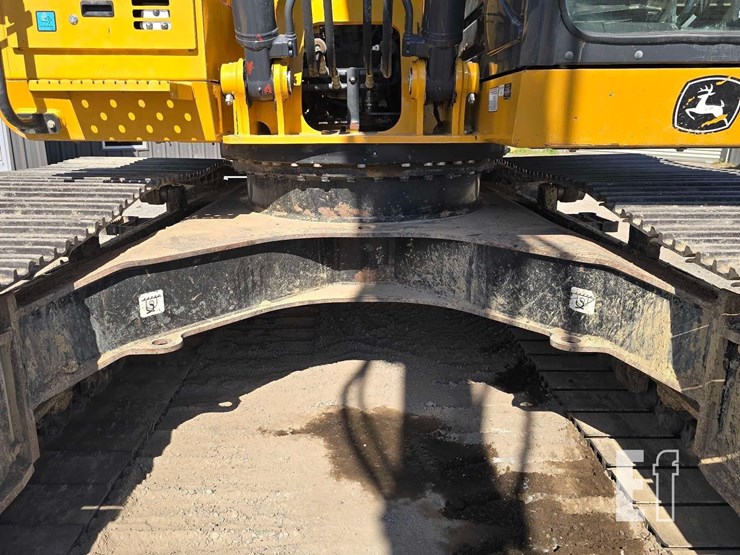 2022-deere-210g-lc-image-25
