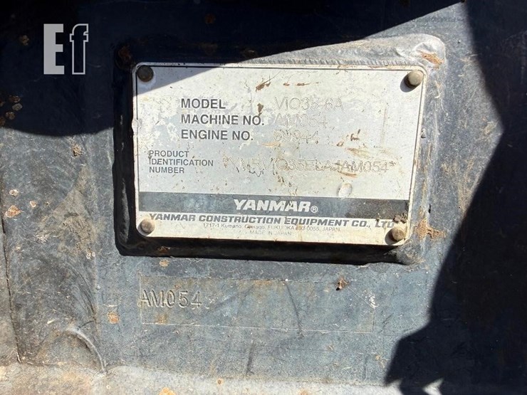 2020-yanmar-vio35-6a-image-32