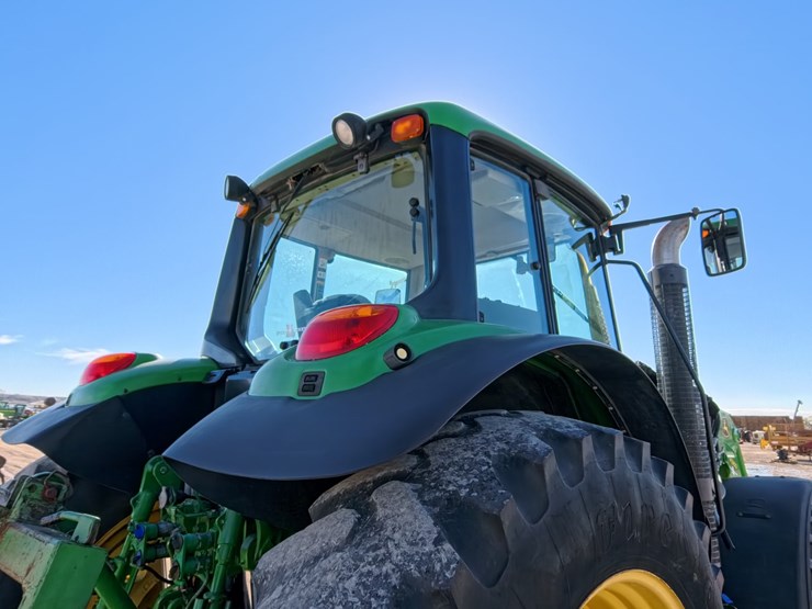#1051-•-john-deere-6140m-tractor-image-59